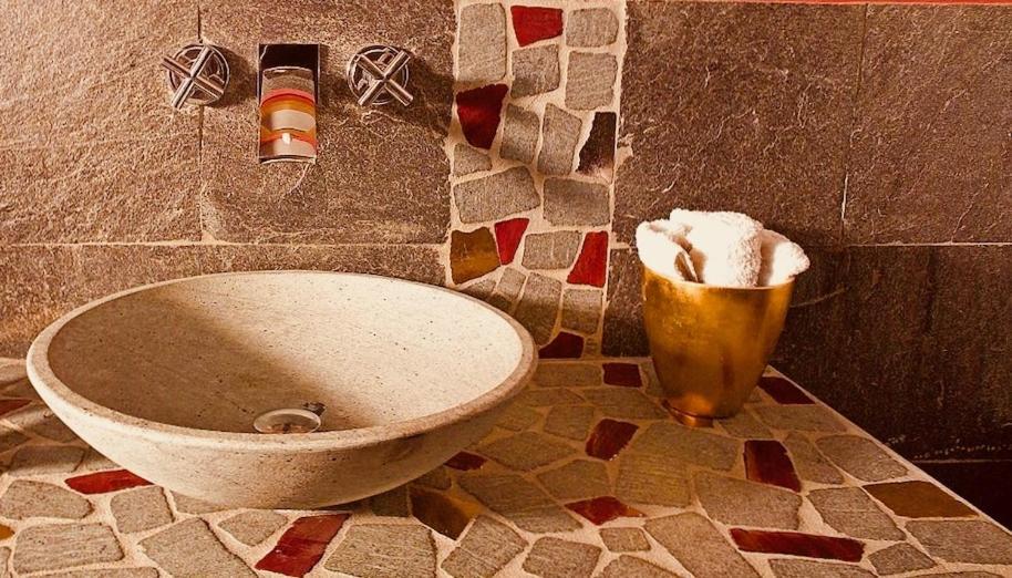 Cascina Canee Angera Ngoại thất bức ảnh