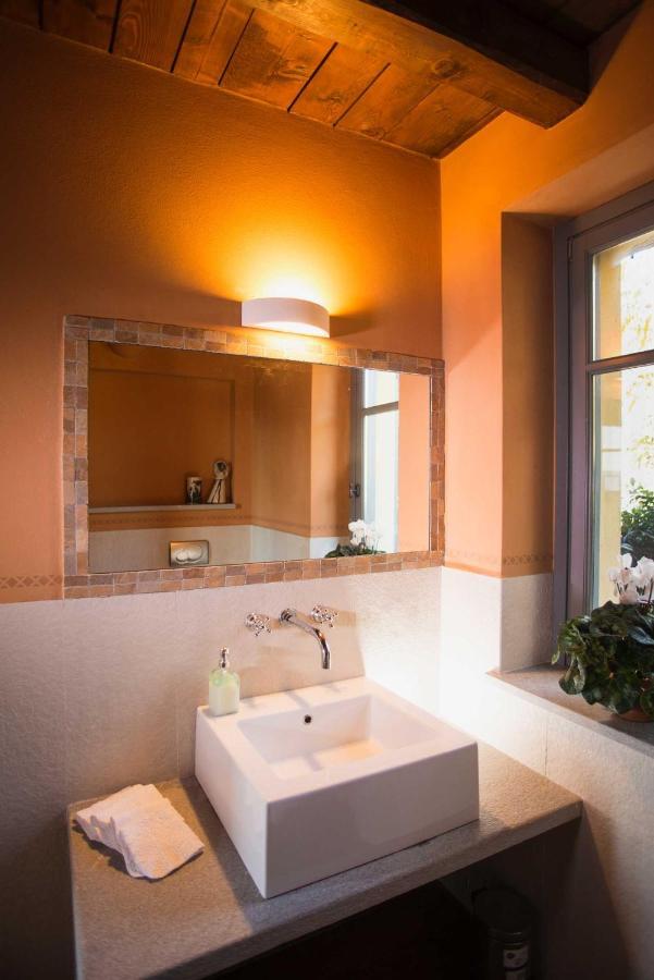 Cascina Canee Angera Ngoại thất bức ảnh